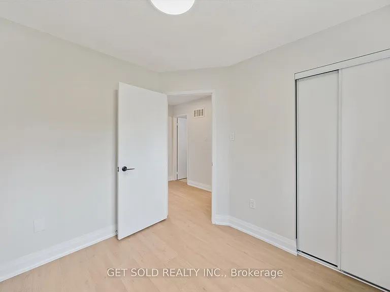 232 Kozlov St — Photo 28