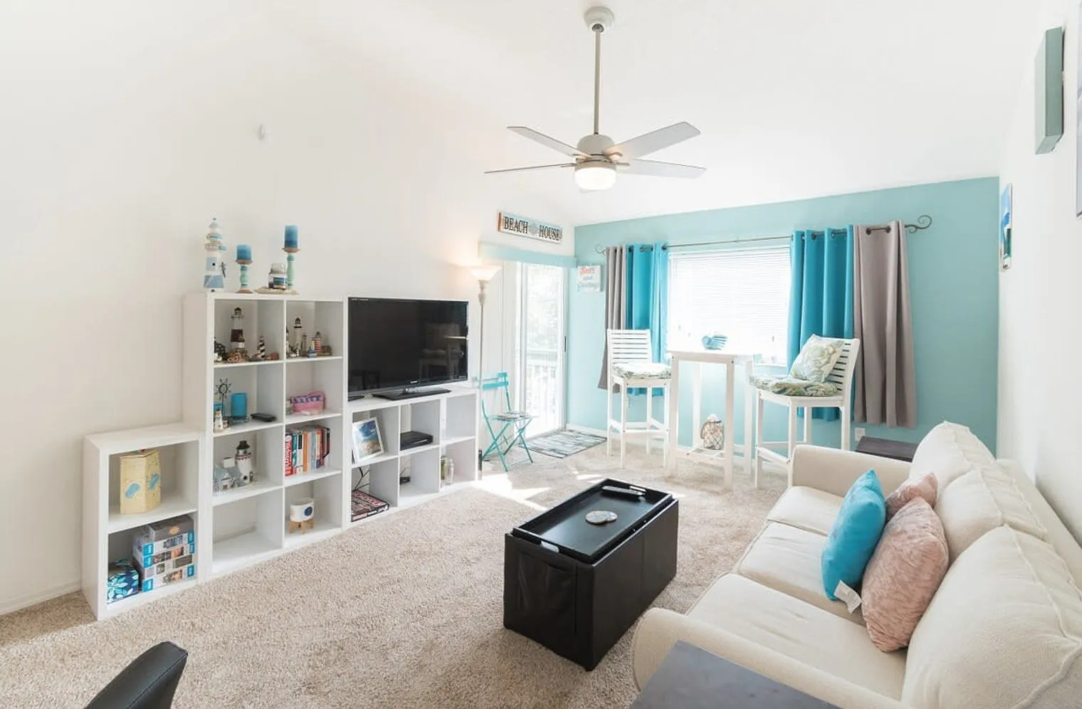 2 bed, 2.0 bath, $3,978 — Photo 2