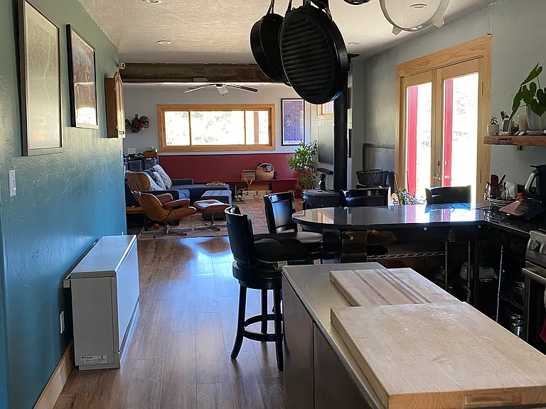 210 Stagecoach Ln — Photo 5
