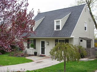 232 Homestead Rd, Wayne, PA 19087