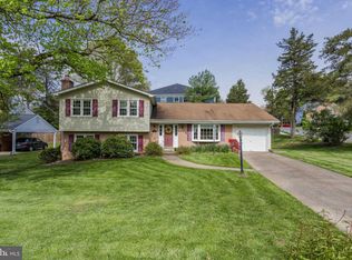 300 Jean Pl NE, Vienna, VA 22180