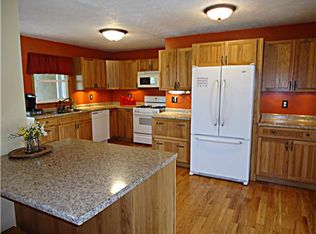 10565 Toledo Ave, Osceola, IN 46561