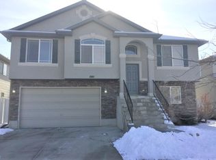 1001 W Somersby Dr, North Salt Lake, UT 84054