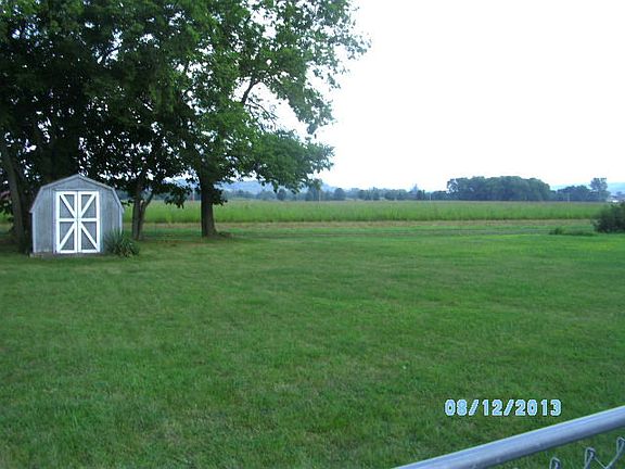 3rd image of 39 Barnhart Dr