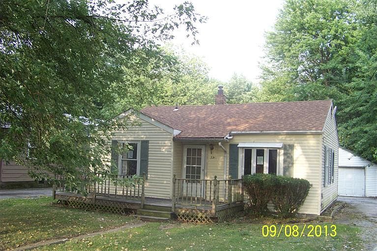 1st image of 3242 N Lake Park Ave