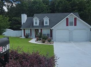 3911 Wakefield Dr, Flowery Branch, GA 30542