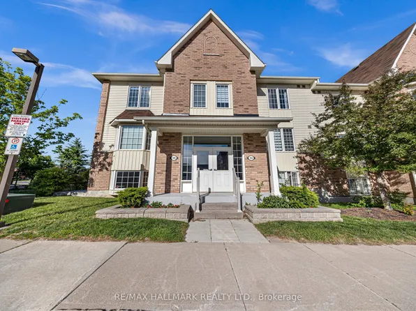 106 Petra Way #3, Whitby, ON L1R 0A2