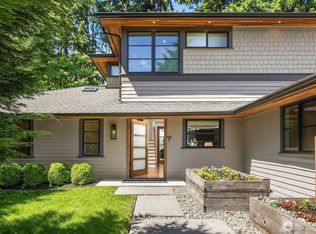 5619 89th Ave SE, Mercer Island, WA 98040