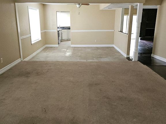 2nd image of 12807 Villawood Ln