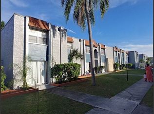 Briar Hill Apartments, Saint Petersburg, FL 33709