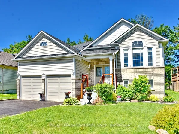 50 Regina Blvd, Wasaga Beach, ON L9Z 1M8