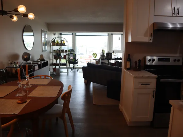 400 Melrose Ave E APT 302, Seattle, WA 98102