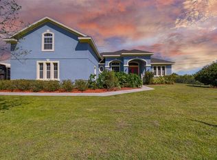 1928 Berry Rd, Plant City, FL 33567
