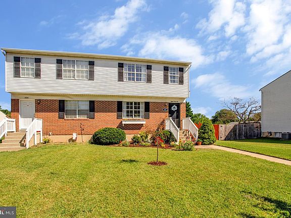 2nd image of 842 Turf Valley Dr