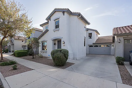 19157 E Kingbird Dr Photo 1