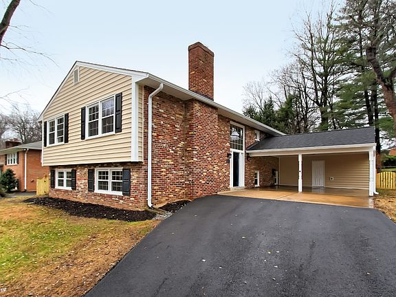 2nd image of 2876 Glenvale Dr