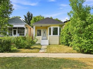 1012 SE 1st Ave NW, Calgary, AB T2N 0A7