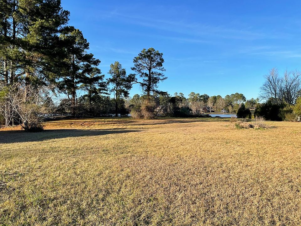 2nd image of 7 Aberdeen Cir