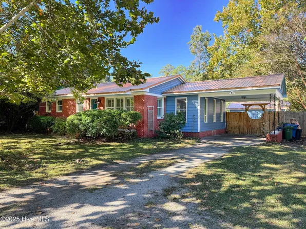 2110 Wisteria Drive, Wilmington, NC 28401
