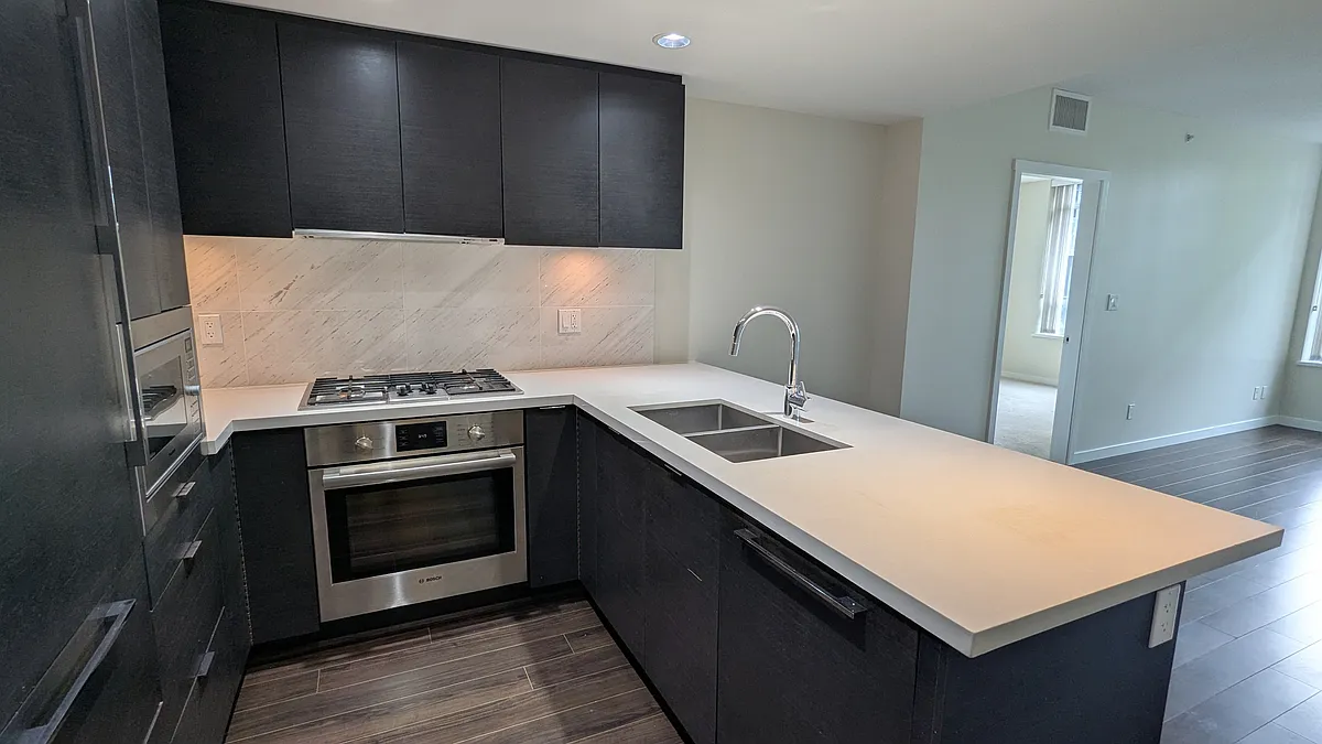 Building Photo - 7338 Gollner Ave #616