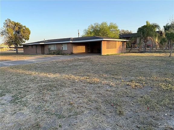 3rd image of 1703 Scobey Ave