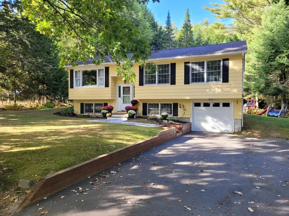51 Oak Hill Drive, Oakland, ME 04963