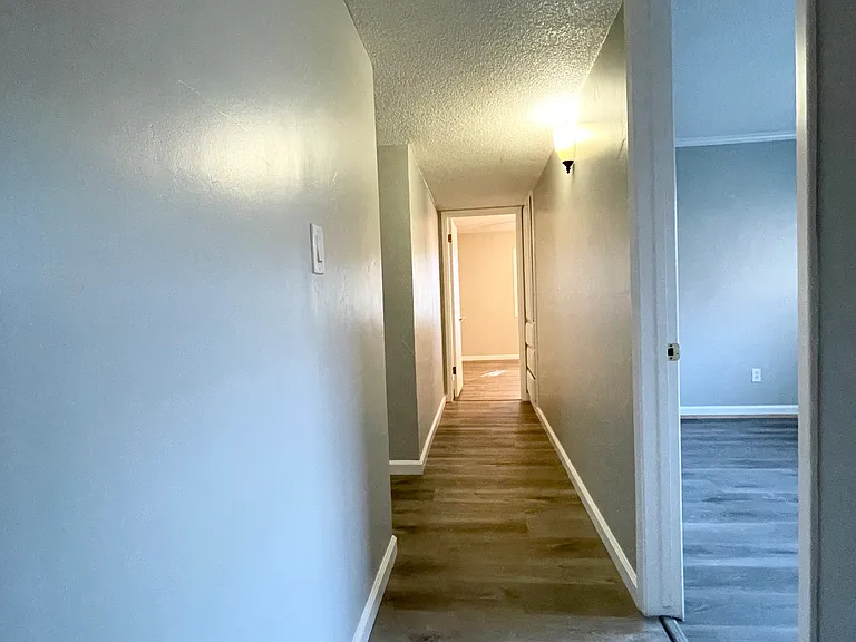7000 Hooper Ave — Photo 10