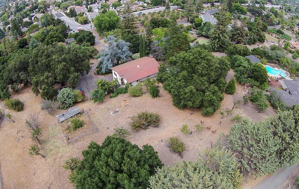 1st image of 15000 Blossom Hill Rd