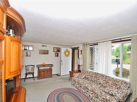 4th image of 1315 Greenmoore Ct