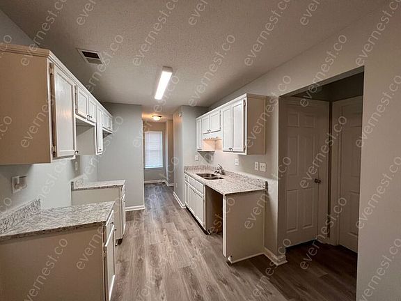 5th image of 7264 Illinois Central Ave