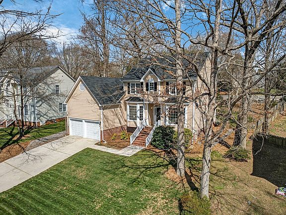 2nd image of 5108 Fairmead Cir