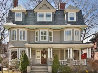 42 Manchester Rd #0, Brookline, MA 02446