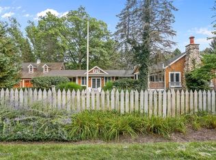 15561 Lakeshore Rd, Union Pier, MI 49129