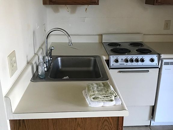 3rd image of 47 S Pointe Retreat Dr #47