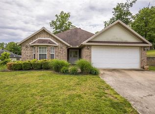 10513 Lyndon Pl, Rogers, AR 72756
