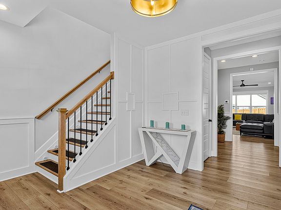 3rd image of 1077 Squirrel Nest Ln