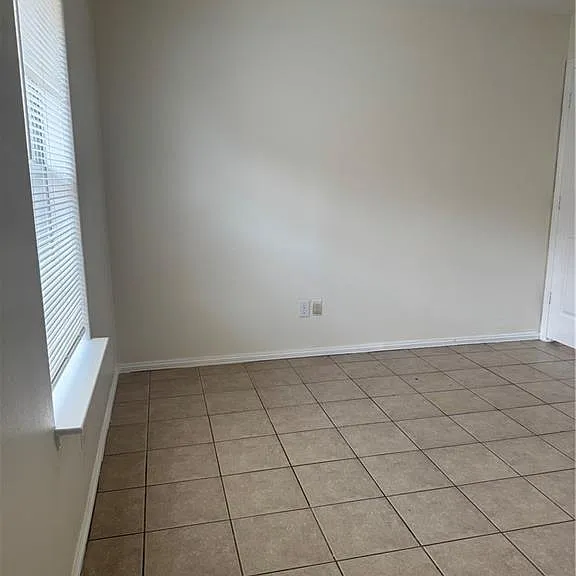 512 E Upas Ave #1 — Photo 11