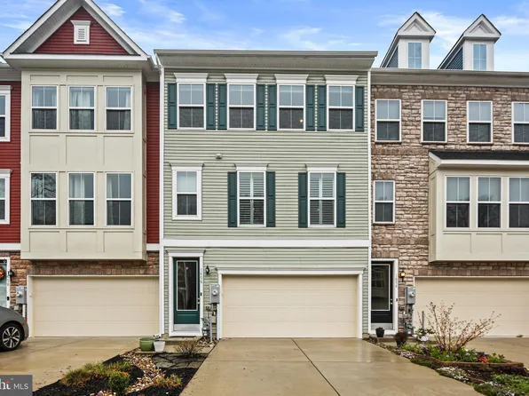 1456 Honeylocust Dr, Gambrills, MD 21054