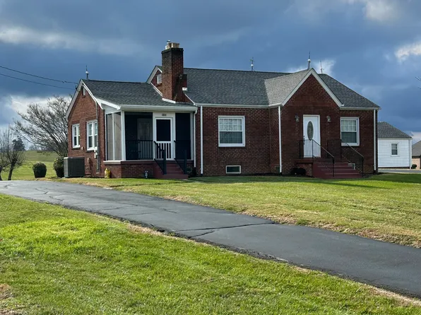 443 Douglas Shed Rd, Johnson City, TN 37615