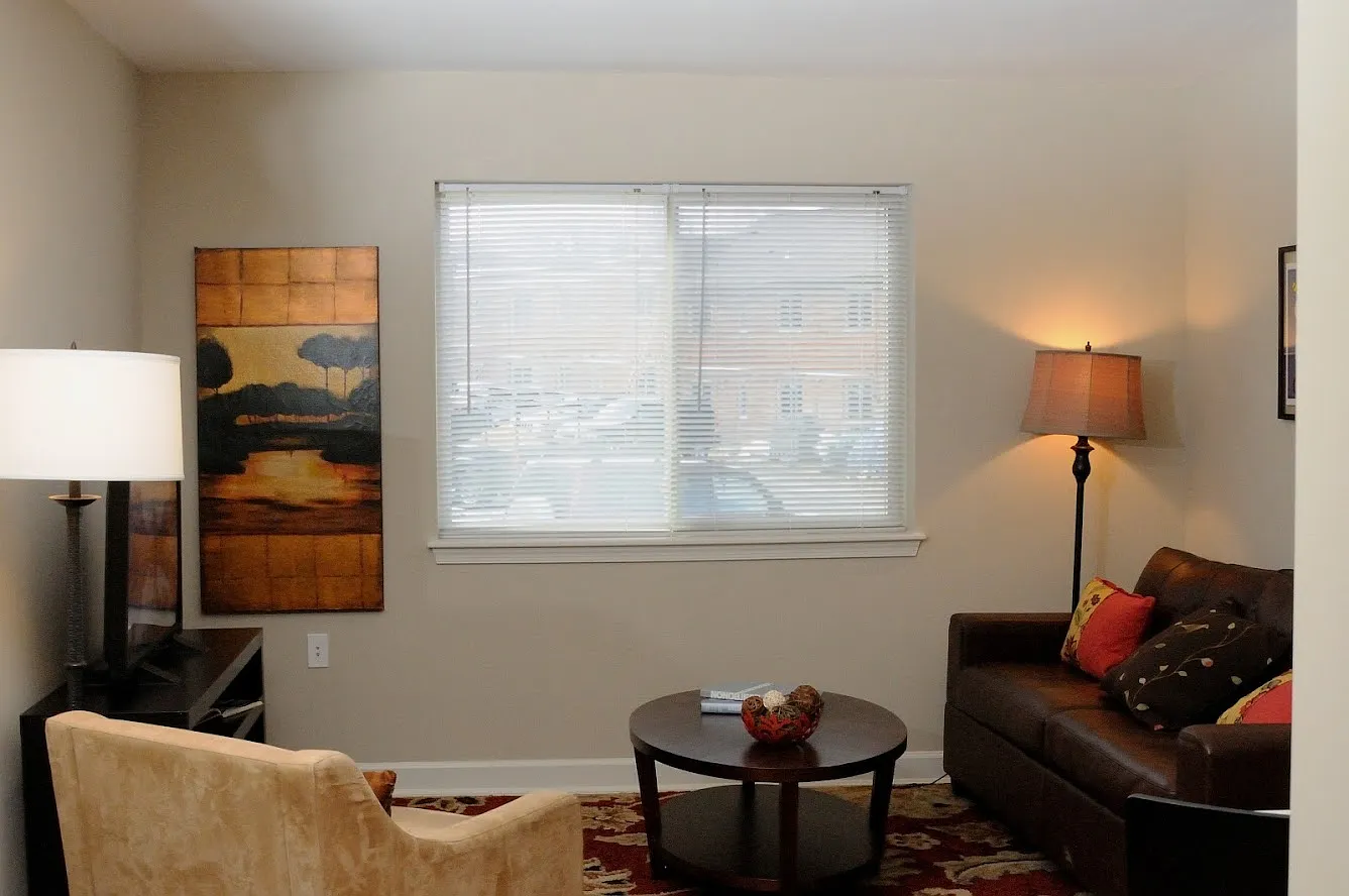 Bass Circle Apartments — Photo 1