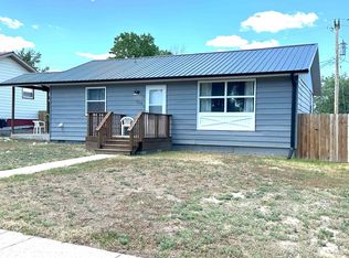 308 10th Ave, Edgemont, SD 57735