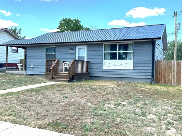 308 10th Ave, Edgemont, SD 57735