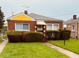 10236 S Van Vlissingen Rd, Chicago, IL 60617