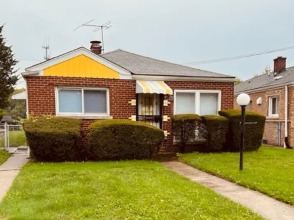 10236 S Van Vlissingen Rd, Chicago, IL 60617