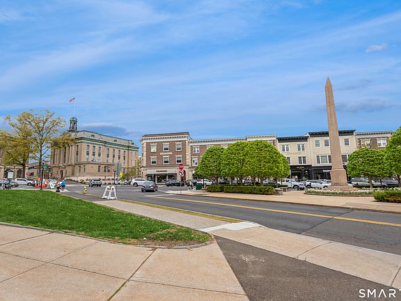 3rd image of 37 Arch Street