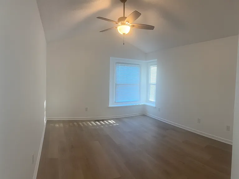 10 Kildare Woods Ct — Photo 21