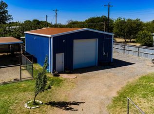 502 S Orient St, Stamford, TX 79553