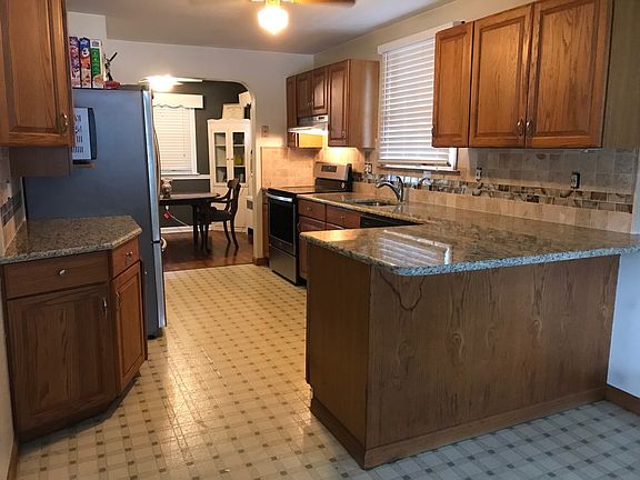 PENINSULA FOR QUICK MEALS