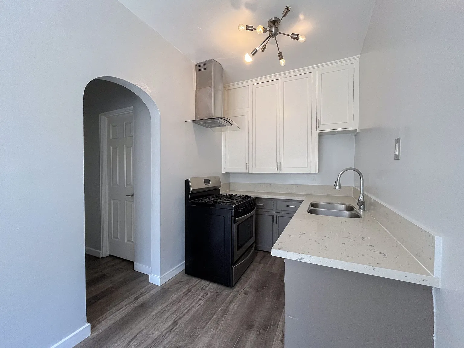 636 Chestnut Avenue — Photo 4