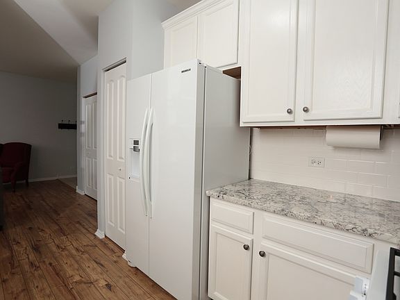 5th image of 2105 Braeburn Dr Unit D